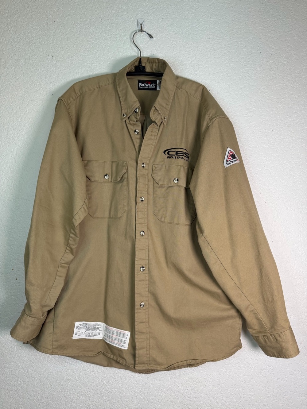 Bulwark Protective Apparel FR ARC Rating ATPV 8.6 Button Up Work Shirt, Size L